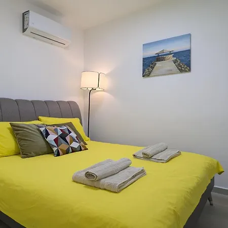 Smart With Large Terrace *